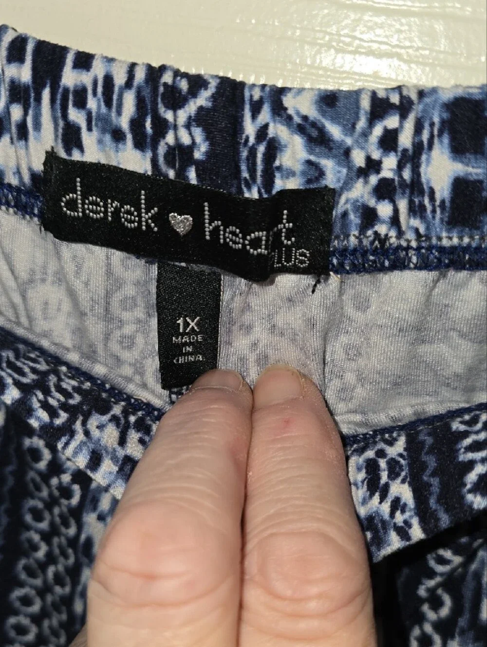 Derek Heart Navy & White‎ Geometric Print Wide-Leg Pants